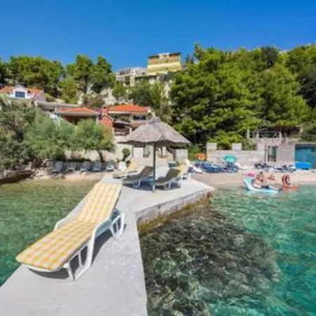 Villa Purple Rain